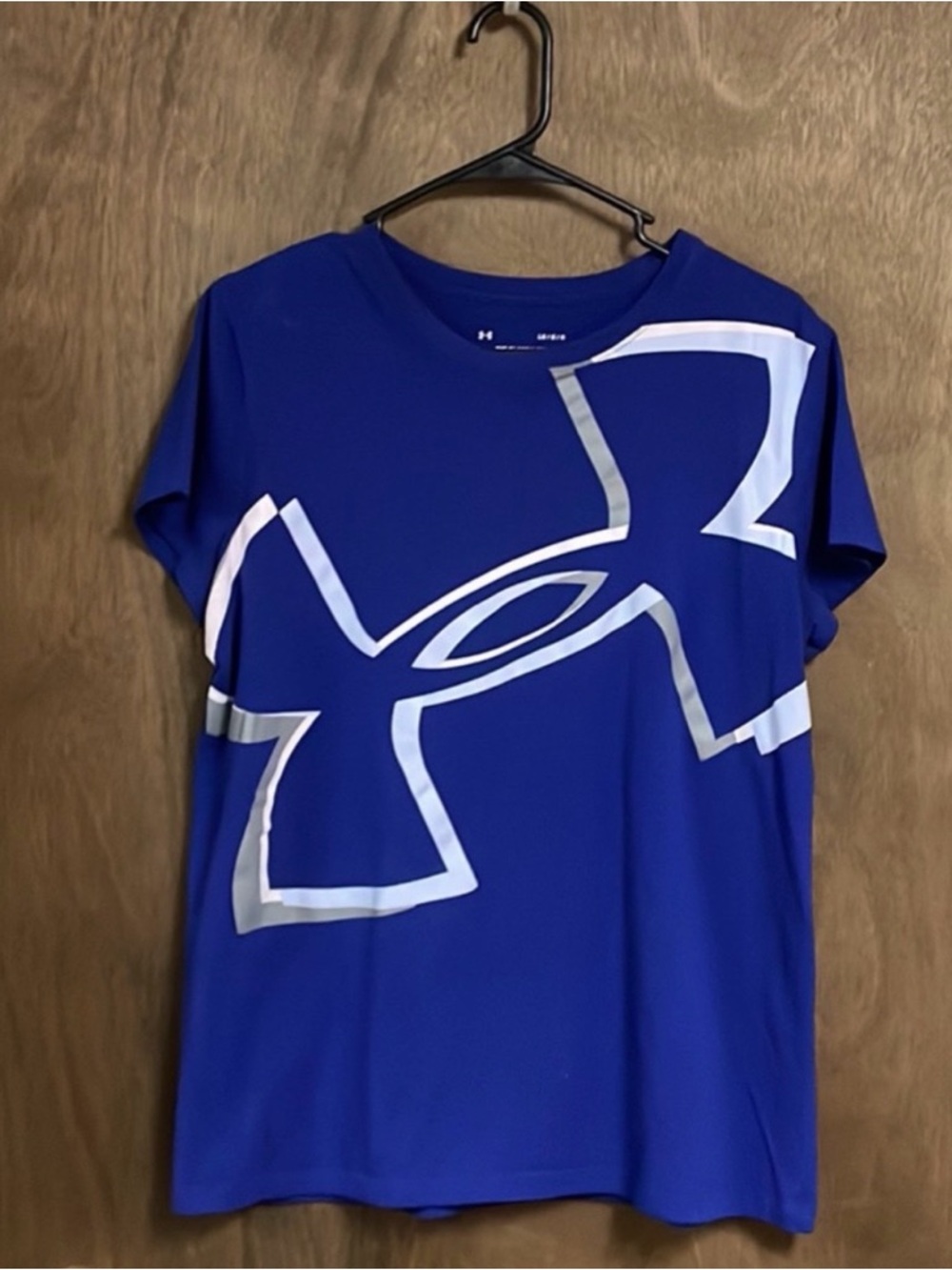 Under Armour Short Sleeve Shirt Large